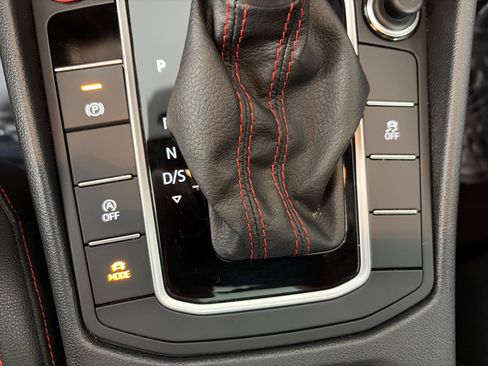 Used 2019 Volkswagen Jetta GLI Autobahn FWD image 28