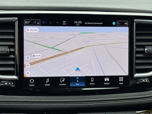 Used 2026 Chrysler Pacifica Limited image 21