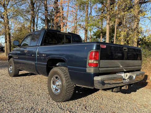 Used 2001 Dodge Ram 1500 Truck SLT 4dr Quad Cab 2WD SB image 23