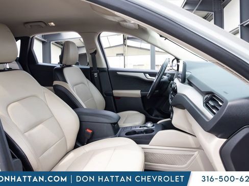 Used 2020 Ford Escape SEL FWD image 22