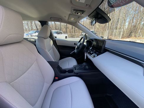 Certified 2026 Toyota Corolla Cross L image 27