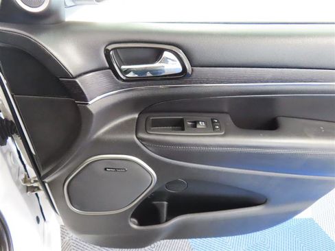 Used 2020 Jeep Grand Cherokee High Altitude image 38