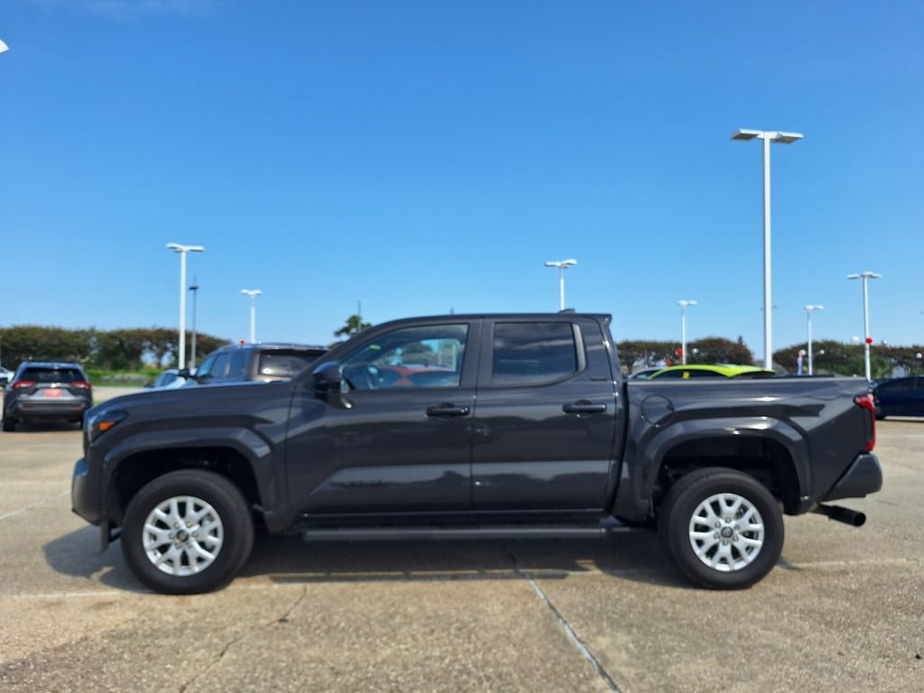 Used 2026 Toyota Tacoma SR5 RWD image 8
