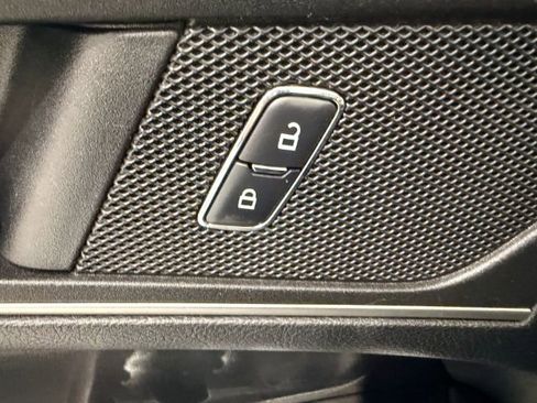 Used 2015 Ford Edge SEL w/ Equipment Group 201A AWD/4WD image 20