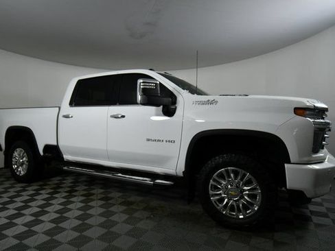 Used 2022 Chevrolet Silverado 3500 High Country w/ Z71 Off-Road Package AWD/4WD image 9
