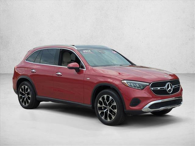 Certified 2025 Mercedes-Benz GLC 350e 4MATIC image 3