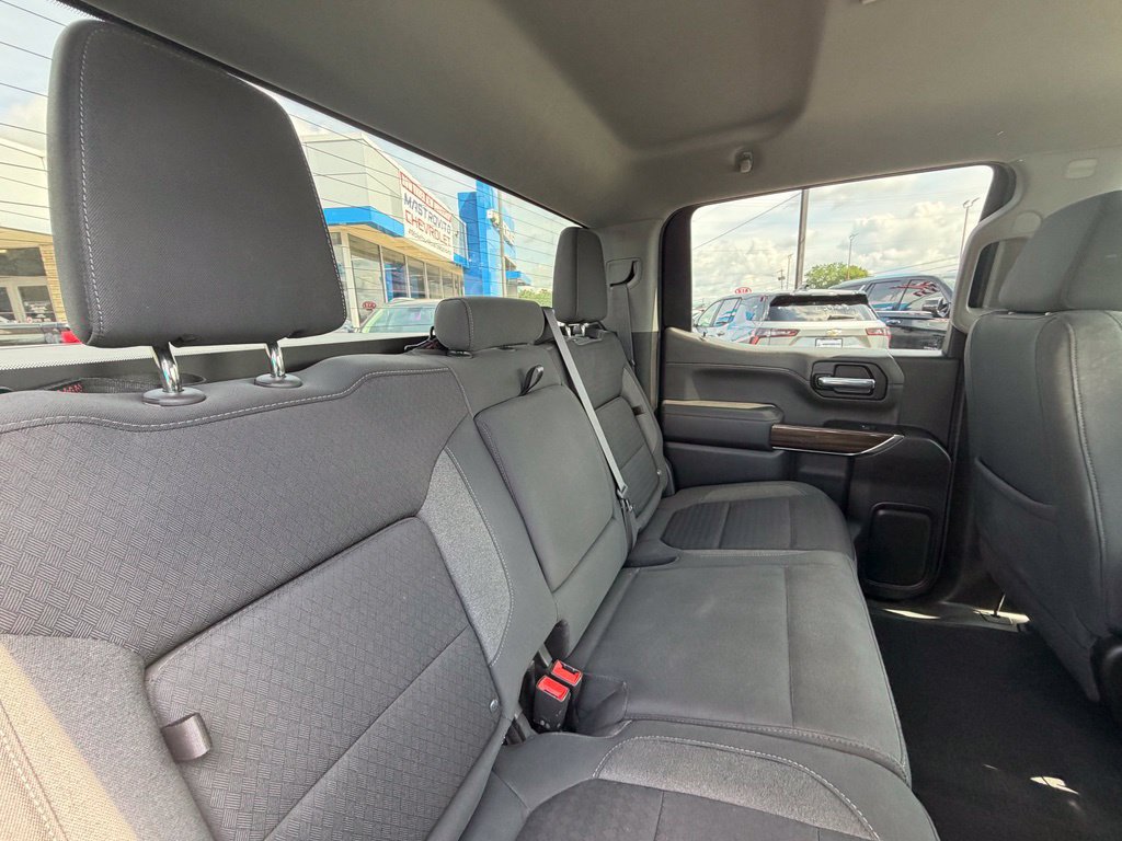 Used 2022 Chevrolet Silverado 1500 RST AWD/4WD image 31