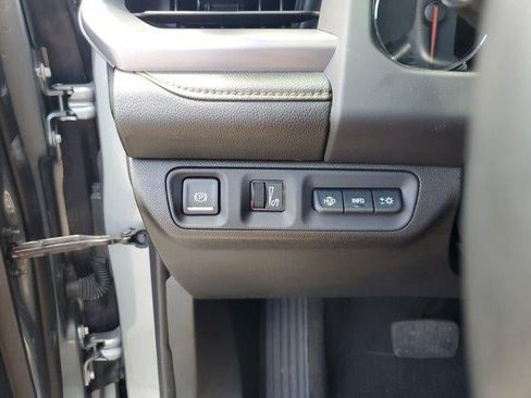 Used 2023 GMC Acadia AT4 w/ Technology Package AWD/4WD image 30