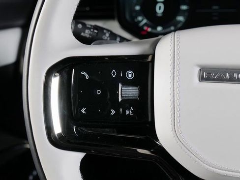 Used 2024 Land Rover Range Rover Sport Dynamic SE image 17