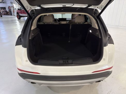 Used 2023 Lincoln Corsair FWD image 27