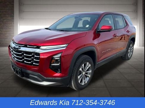 Used 2026 Chevrolet Equinox LT w/ Convenience Package II image 2