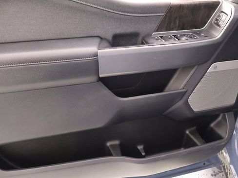 Used 2023 Ford F250 Lariat w/ Sport Appearance Package image 17