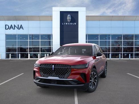 New 2025 Lincoln Nautilus Premier image 2