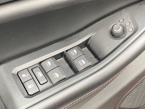 Certified 2023 Jeep Grand Cherokee L Laredo image 21