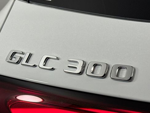 New 2026 Mercedes-Benz GLC 300 4MATIC image 8