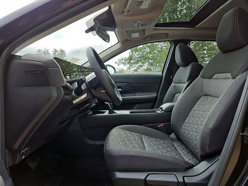 New 2026 Nissan Kicks SV w/ SV Premium Package image 11