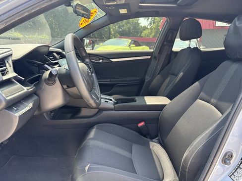 Used 2018 Honda Civic EX image 8