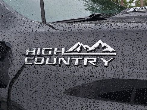 Used 2024 Chevrolet Silverado 3500 High Country w/ Technology Package image 8