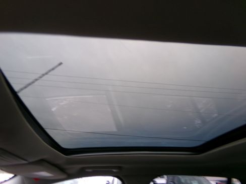 Used 2013 Ford Edge Limited image 32