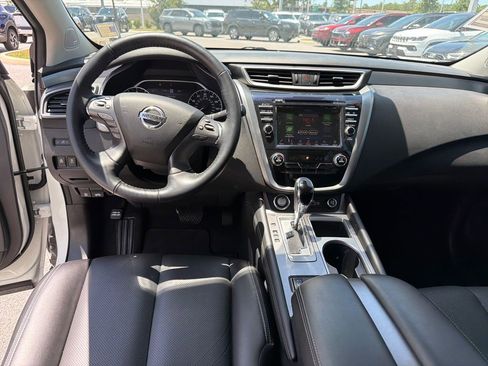 Certified 2022 Nissan Murano SL w/ Cargo Package FWD image 25