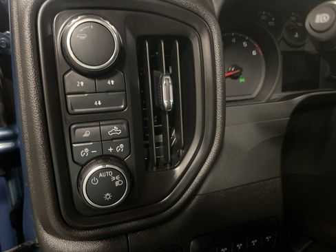 Used 2025 Chevrolet Silverado 2500 Custom w/ Custom Value Package AWD/4WD image 19