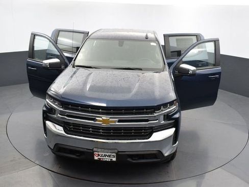 Used 2021 Chevrolet Silverado 1500 LT AWD/4WD image 53