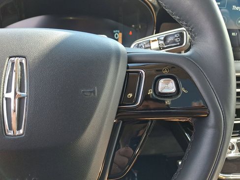 Certified 2023 Lincoln Corsair Reserve w/ Equipment Group 202A AWD/4WD image 23