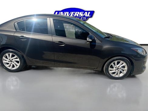 Used 2013 MAZDA MAZDA3 i Grand Touring w/ Tech Pkg image 8