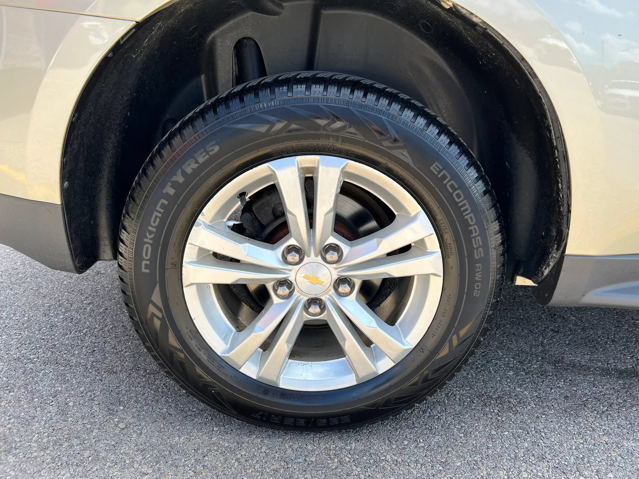 Used 2015 Chevrolet Equinox LS FWD image 11