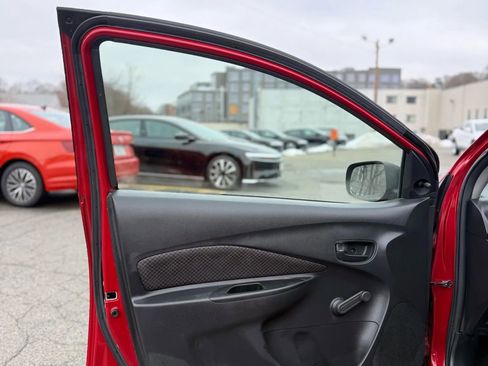 Used 2008 Toyota Yaris S image 16