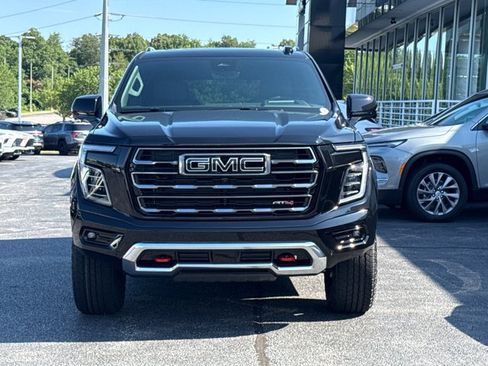New 2026 GMC Yukon AT4 w/ AT4 Premium Package AWD/4WD image 14