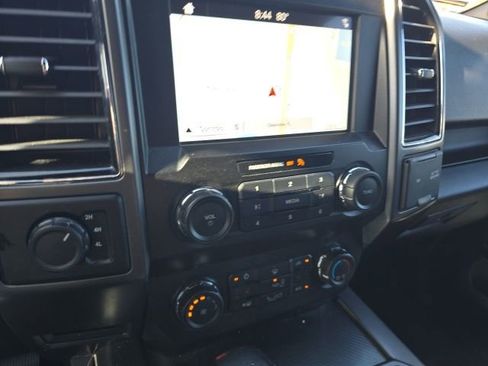 Used 2019 Ford F150 XLT w/ Equipment Group 302A Luxury AWD/4WD image 12