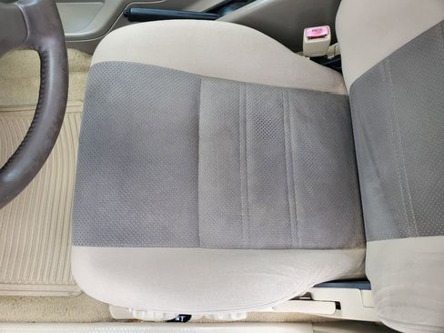 Used 2001 Nissan Pathfinder SE RWD image 17