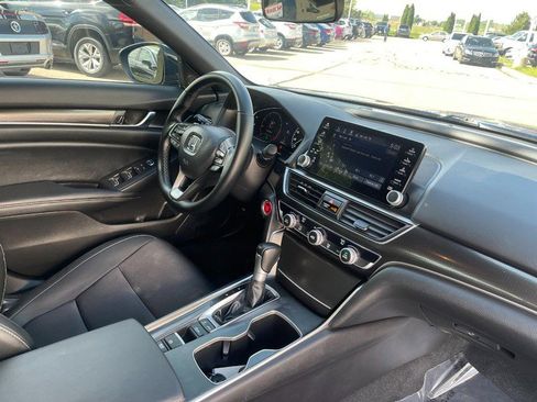 Used 2021 Honda Accord Sport image 6