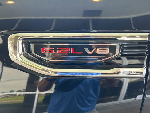 Used 2022 GMC Sierra 1500 Denali w/ Denali Reserve Package AWD/4WD image 30