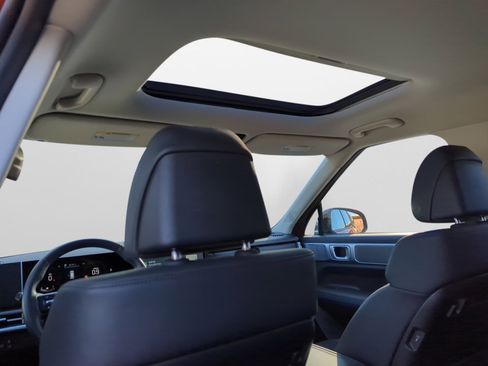 Certified 2025 Hyundai Santa Fe XRT image 16