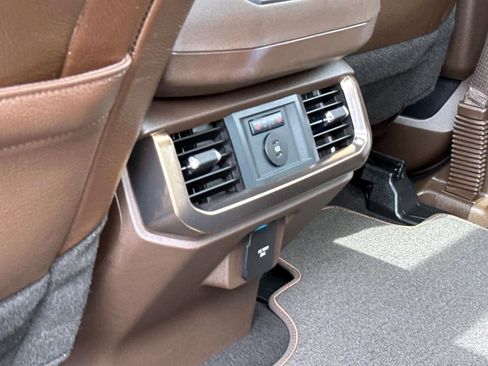 Used 2025 Ford F150 King Ranch AWD/4WD image 12