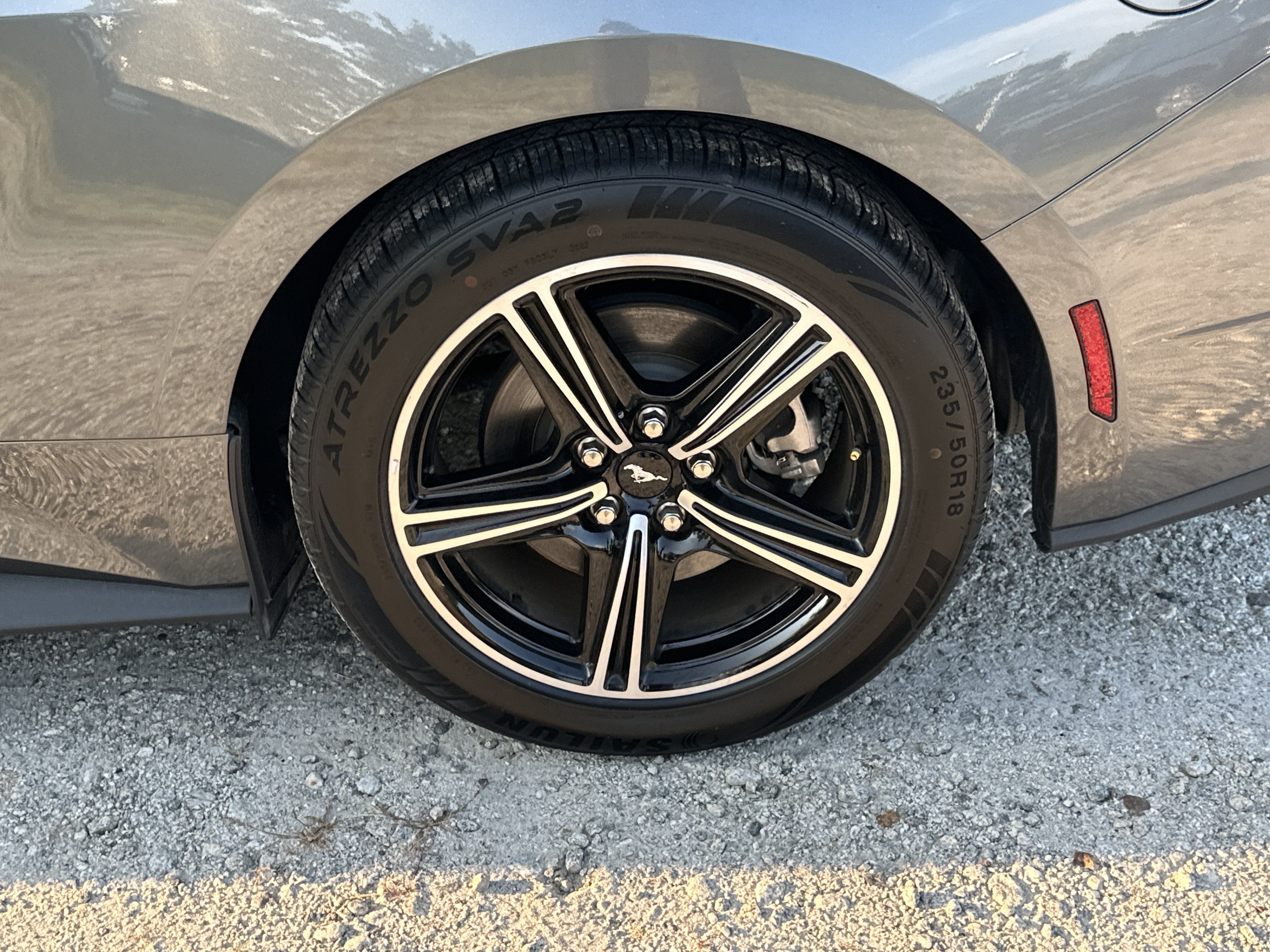 Used 2025 Ford Mustang Premium RWD image 17