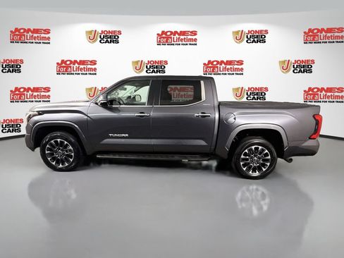 Used 2024 Toyota Tundra Limited AWD/4WD image 12
