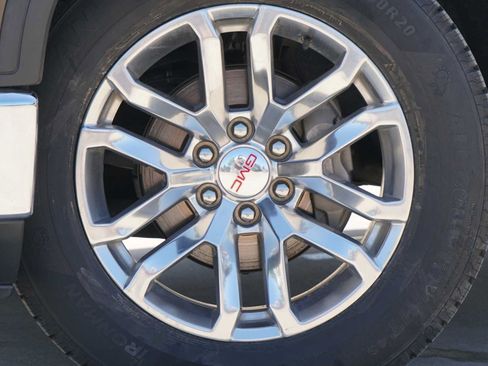 Used 2019 GMC Sierra 1500 SLT RWD image 2