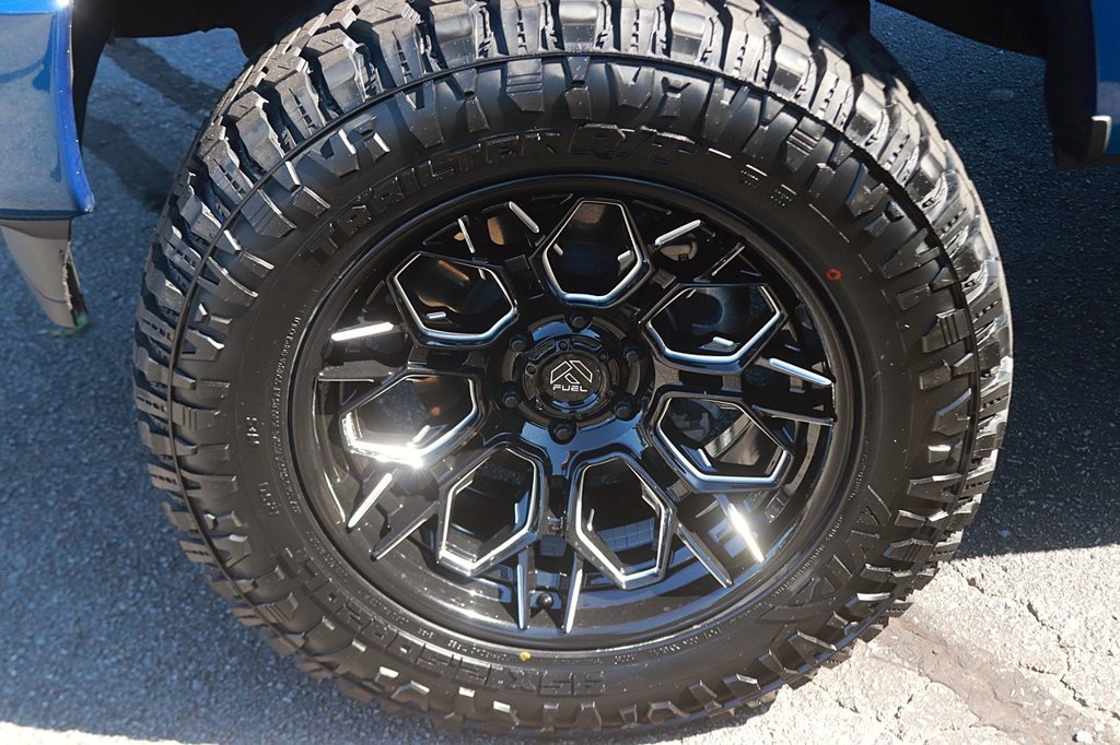Used 2023 Ford F150 Lariat AWD/4WD image 7