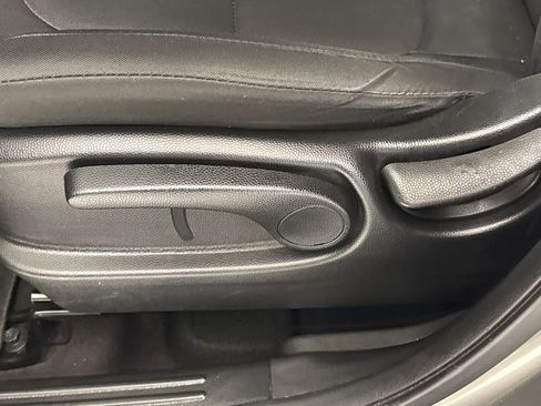 Used 2016 Kia Soul FWD image 20