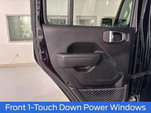 Used 2022 Jeep Wrangler Unlimited Sport S image 16