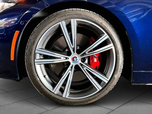 Used 2023 BMW M440i Convertible w/ Premium Package image 10