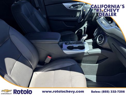 Used 2019 Chevrolet Blazer LT w/ Sound & Technology Package FWD image 8