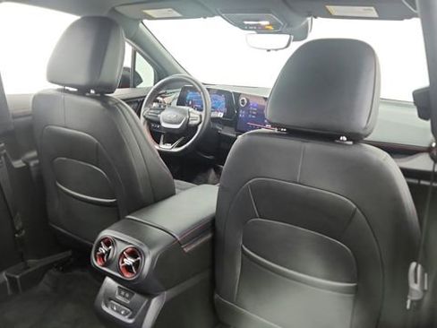 Used 2024 Chevrolet Blazer EV RS AWD/4WD image 28