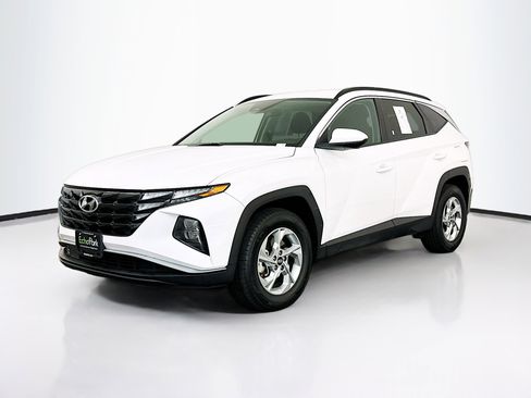 Used 2024 Hyundai Tucson SEL image 3