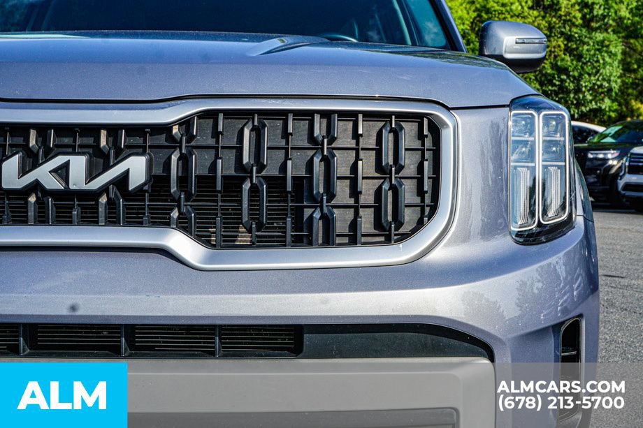 Used 2024 Kia Telluride LX FWD image 11