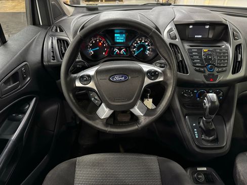 Used 2018 Ford Transit Connect XL FWD image 12