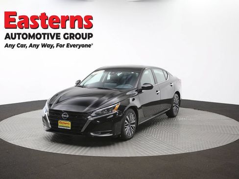 Used 2023 Nissan Altima 2.5 SV w/ SV Premium Package FWD image 56